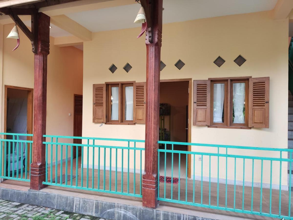 Botchan Hostel Kuta  Exterior foto